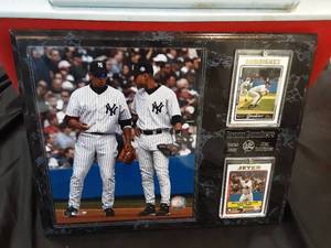 lot 57 image: Jeter, Rodriguez, Yankees collector plaque