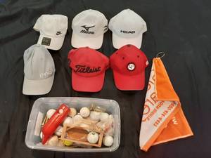 lot 64 image: 6 Golf Hats and box of balls and tees