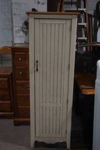 lot 13 image: Pantry Cabinet 21x 16x 60