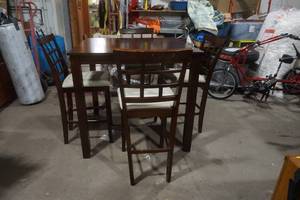 lot 16 image: Table & Four Chairs