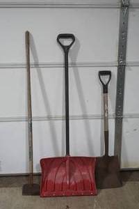 lot 26 image: Garage Tools, Snow Shovel, Garden Spade and Square Shovel