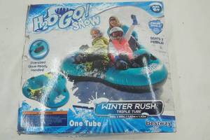 lot 52 image: Winter Triple Snow Tube (appears new)