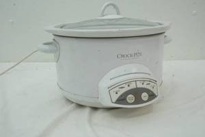 lot 95 image: Crock-Pot