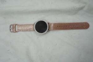 lot 167 image: Samsung Smart Watch (needs Charger)