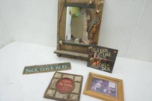 lot 171 image: Fishing and Hunting Wall Decor
