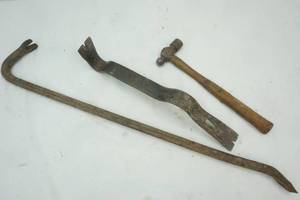 lot 235 image: Crow Bar, Hammer, Nail Remover
