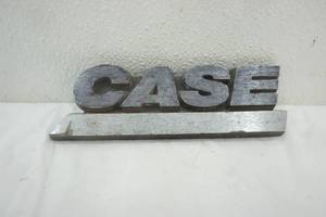 lot 246 image: Case Emblem