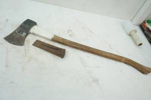 lot 272 image: Ax and Splitting Wedge
