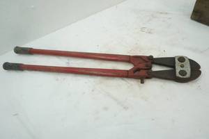 lot 274 image: Bolt Cutter Size 3