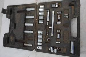 lot 293 image: Socket Set (not a complete set)