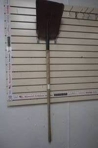 lot 304 image: Metal Square Shovel
