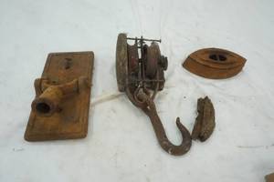lot 313 image: Vintage Pulley, Sad Iron and Metal piece