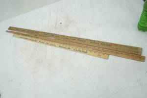 lot 321 image: 3 Yard Sticks