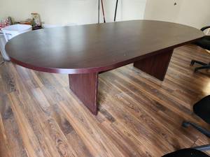 lot 274 image: Oval Conference Table