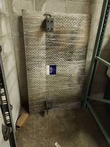 lot 316 image: Uline 5297-lbs Dock Plate 60x36 H-1540