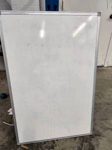 lot 258 image: Dry Erase Whiteboard 3x2