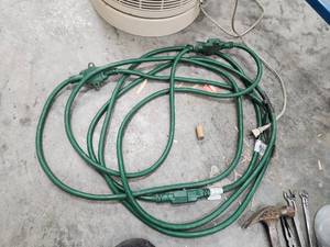 lot 263 image: Extension Cord with In-Line Outlets