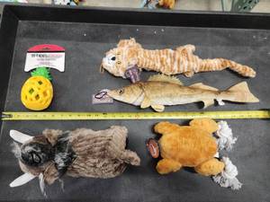 lot 105 image: Lot of (5) Steel Dog Assorted Dog Toys - Walleye, Woolly Mammoth, Turkey, Cat, Pineapple Slow Treater