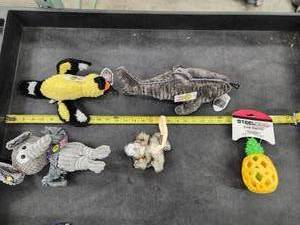 lot 118 image: Lot of (5) Steel Dog Assorted Dog Toys - Finch, Elephant, Critter, Shark, Pineapple Slow Treater