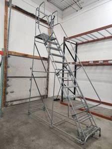 lot 11 image: Uline Commercial 450-lbs 163 Rolling Staircase