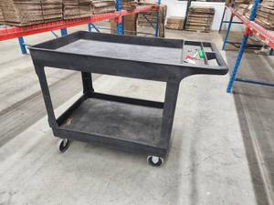 lot 14 image: Uline Plastic Rolling Utility Cart 2-shelf