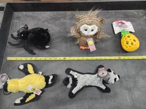 lot 59 image: Lot of (5) Steel Dog Assorted Dog Toys - Owl, Finch, Racoon, Spider, Pineapple Slow-Treater