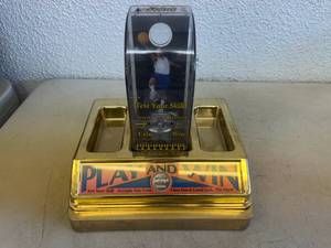 lot 68 image: Play and Win Countertop Game with Key