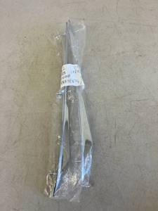 lot 72 image: NOS 1962 Chevrolet Fender Ornaments