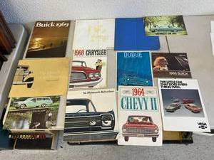 lot 73 image: Vintage Automobile Brochures