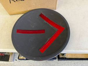 lot 100 image: Box of 9 NOS Red Arrows 12 Molded Lens