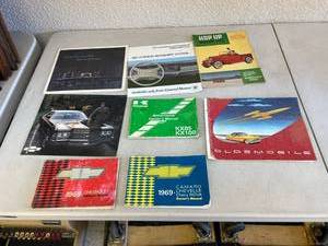lot 102 image: Vintage Auto Brochures & 1969 Owners Manuals - Camaro, Chevelle, Nova