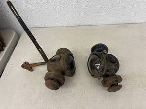 lot 121 image: Antique Auto Lights