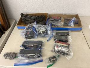 lot 124 image: Toy Train Supplies