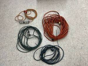 lot 186 image: Extension Cords