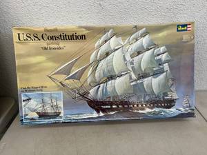 lot 11 image: Revell U.S.S. Constitution Old Ironsides Model