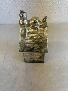 lot 41 image: Vintage Snoopy Bank