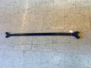lot 43 image: Vintage Great Northern Railroad Wrench 44 Long
