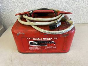 lot 47 image: Kiekhaefer Mercury Boat Motor Tank