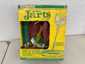 lot 207 image: Regent Slider Jarts