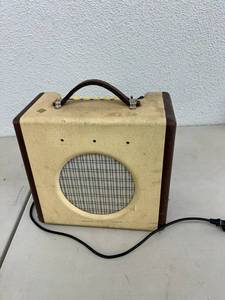 lot 210 image: Denelectro Nifty Fifty Amp