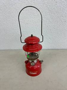 lot 216 image: 1960 Coleman 200A Lantern