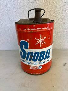 lot 226 image: Snobil 6 Gallon Can