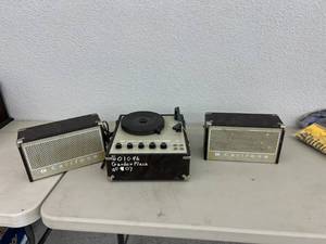 lot 267 image: Califone 1130K Stereo Record Player