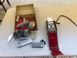 lot 291 image: Cameras