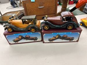 lot 307 image: 8 Wood Cars