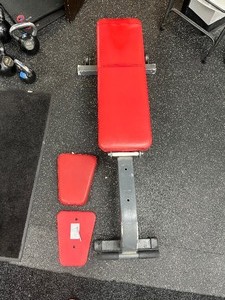 lot 122 image: Adjustable Bench, repairs needed