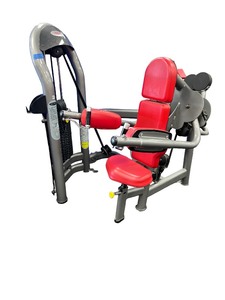 lot 32 image: Matrix Lateral Raise Measures 52  x 54 x 60 H