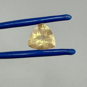 lot 44 image: 3.49 Carat Sunstone Faceted Triangular Trillion Cut