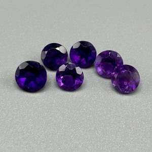 lot 52 image: 5.22 Carat Amethyst Faceted Round Cut - Assorted Size Set of 6 Loose Stones