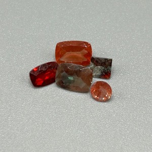 lot 57 image: 2.32 Carat Mixed Natural StonesGarnet Mixed Cut -Various Size, Color & Shape Assorted Set of 5 Loose Stones